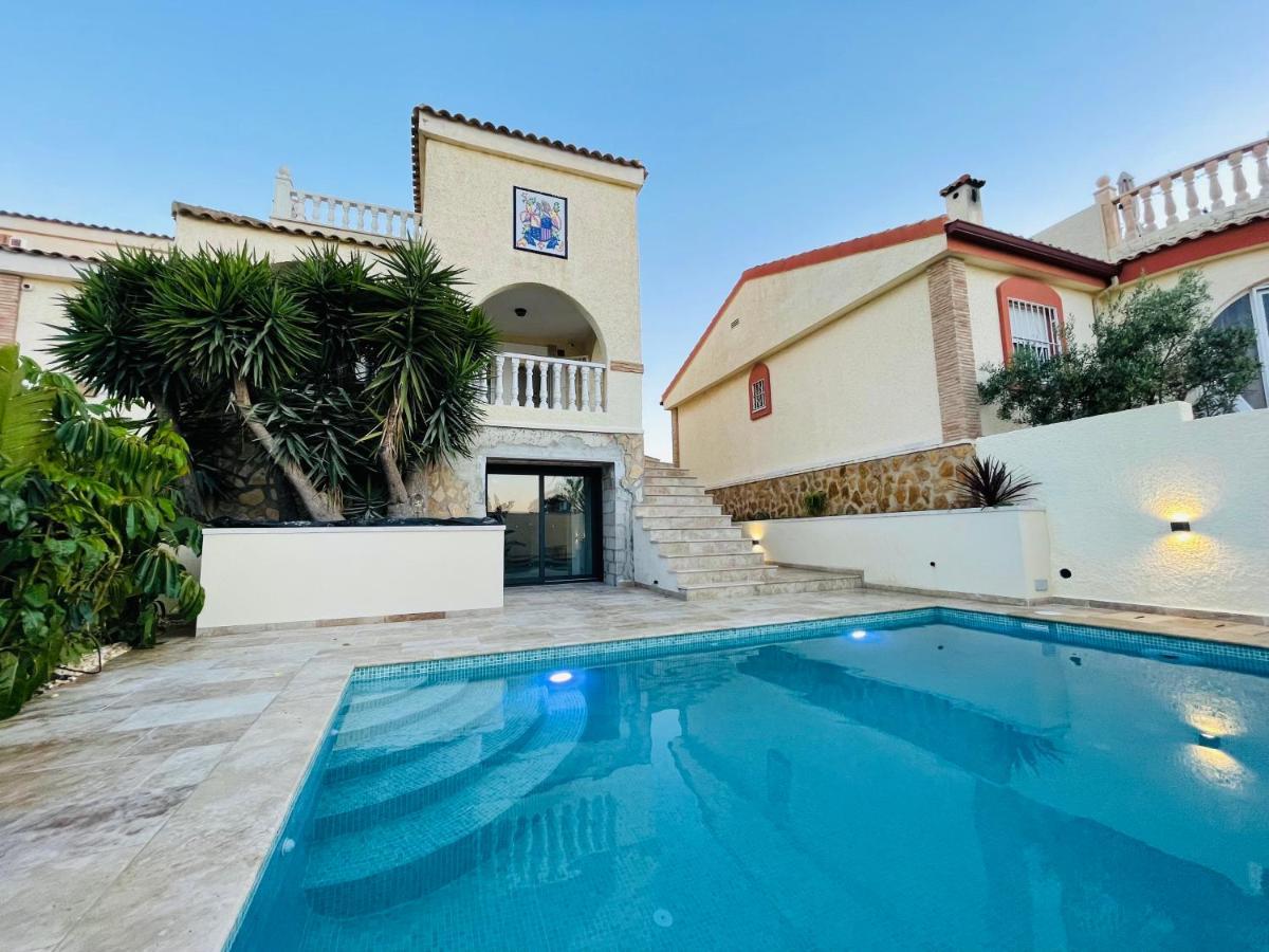 Casa Azure Villa กราน อาลากันต์ ภายนอก รูปภาพ